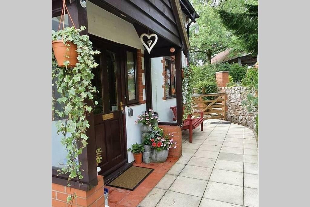Rowan Cottages With Panoramic Views Of The Stiperstones And Walks On The Doorstep Shrewsbury Esterno foto